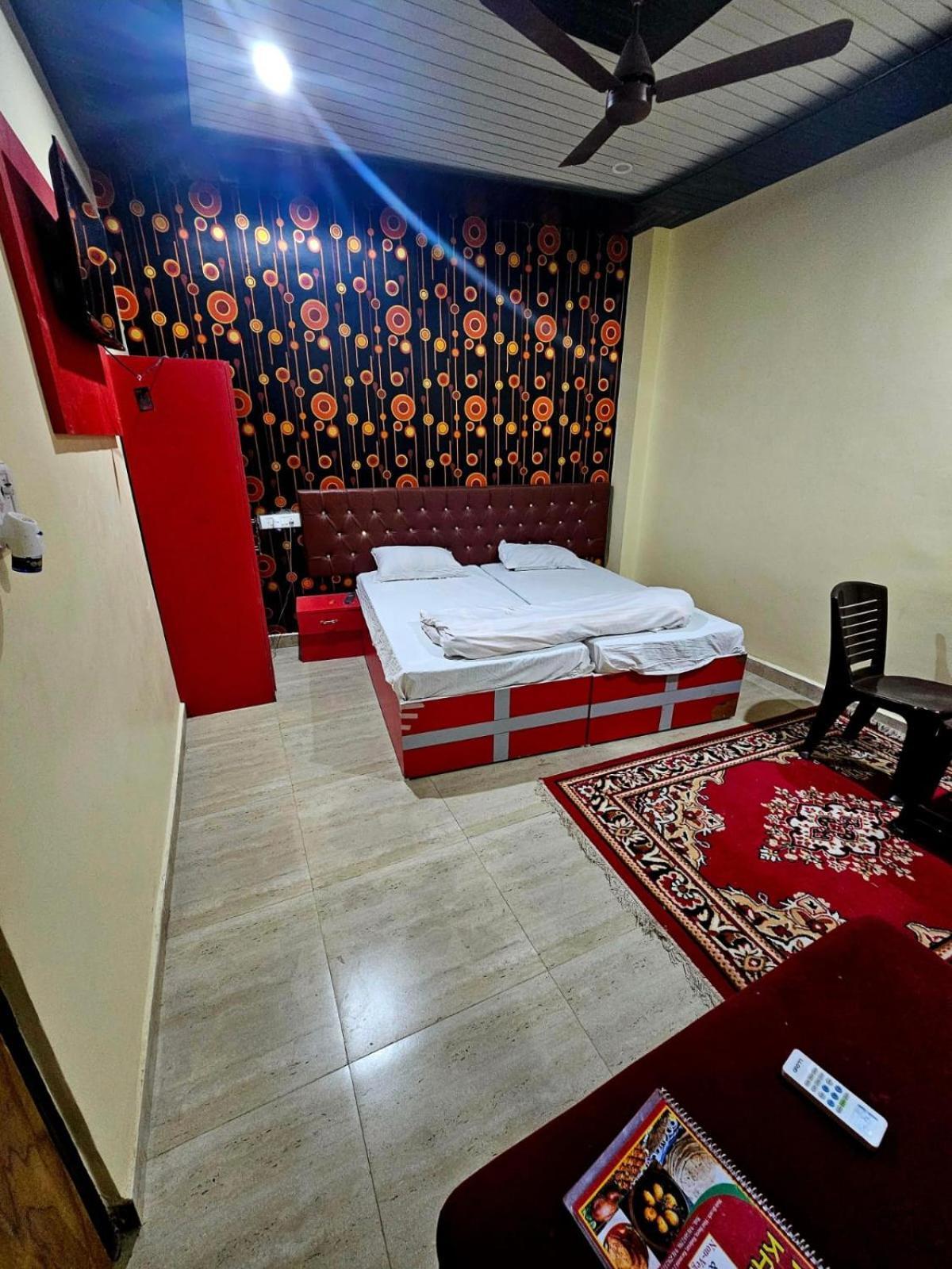 Hotel Kalika P Guest House - Varanasi — Photos 1